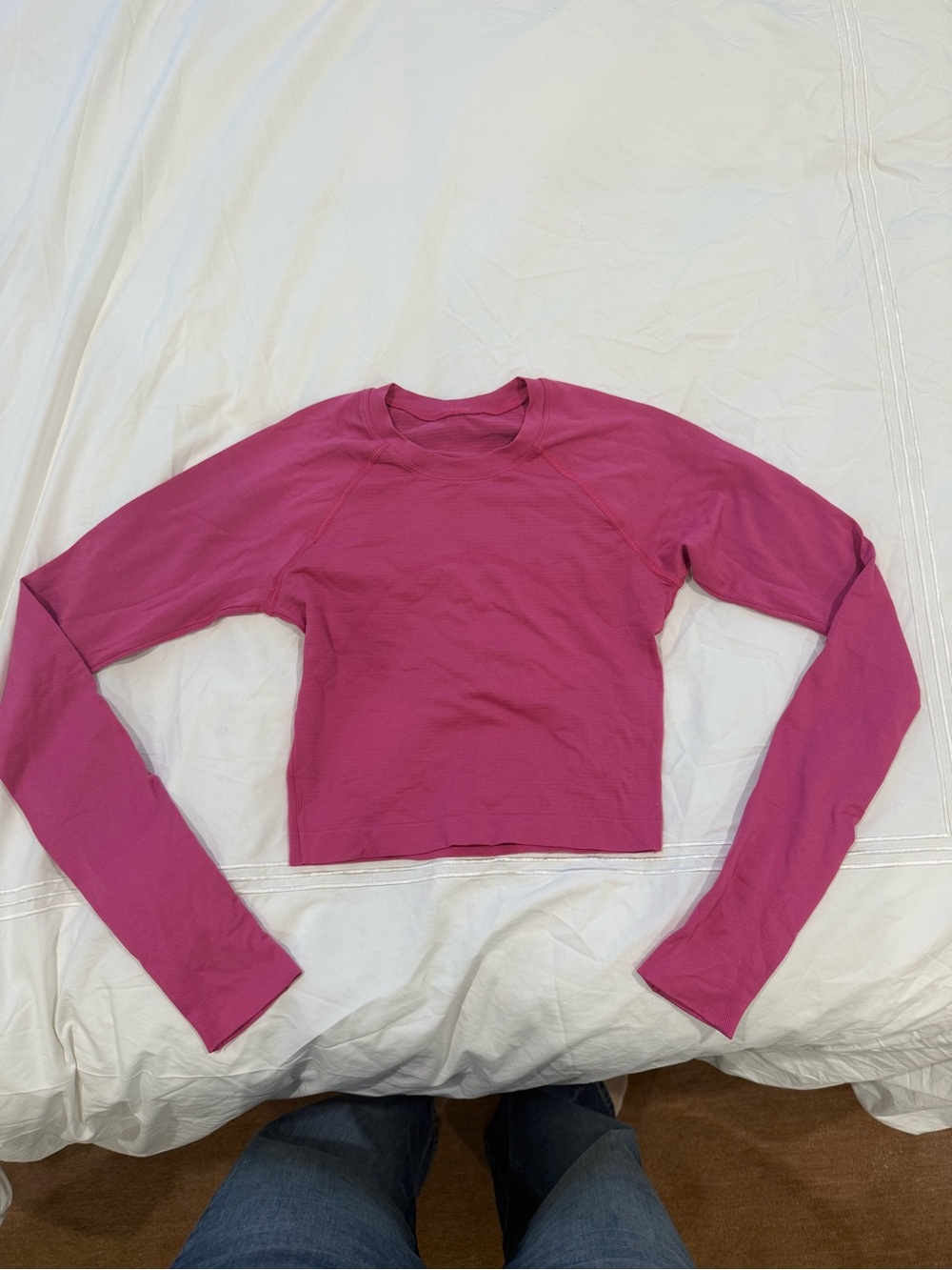 lululemon swiftly tech Long Sleeve Cropped shirt in Magenta